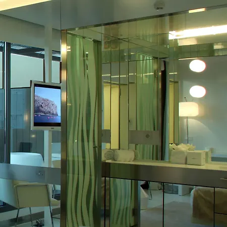 Arconte, Adults Only Barcelone