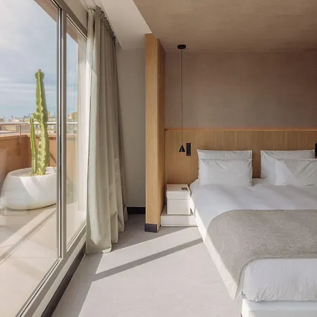 Arconte, Adults Only