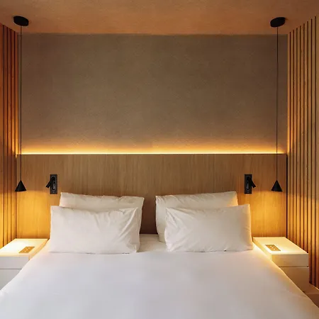 Arconte, Adults Only 4*