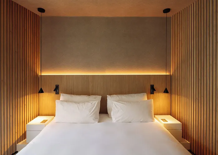 Arconte, Adults Only 4*